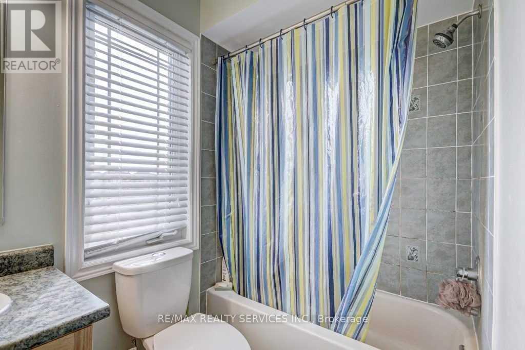 19 Putnam Drive, Brampton, Ontario  L7A 3S4 - Photo 15 - W12654086