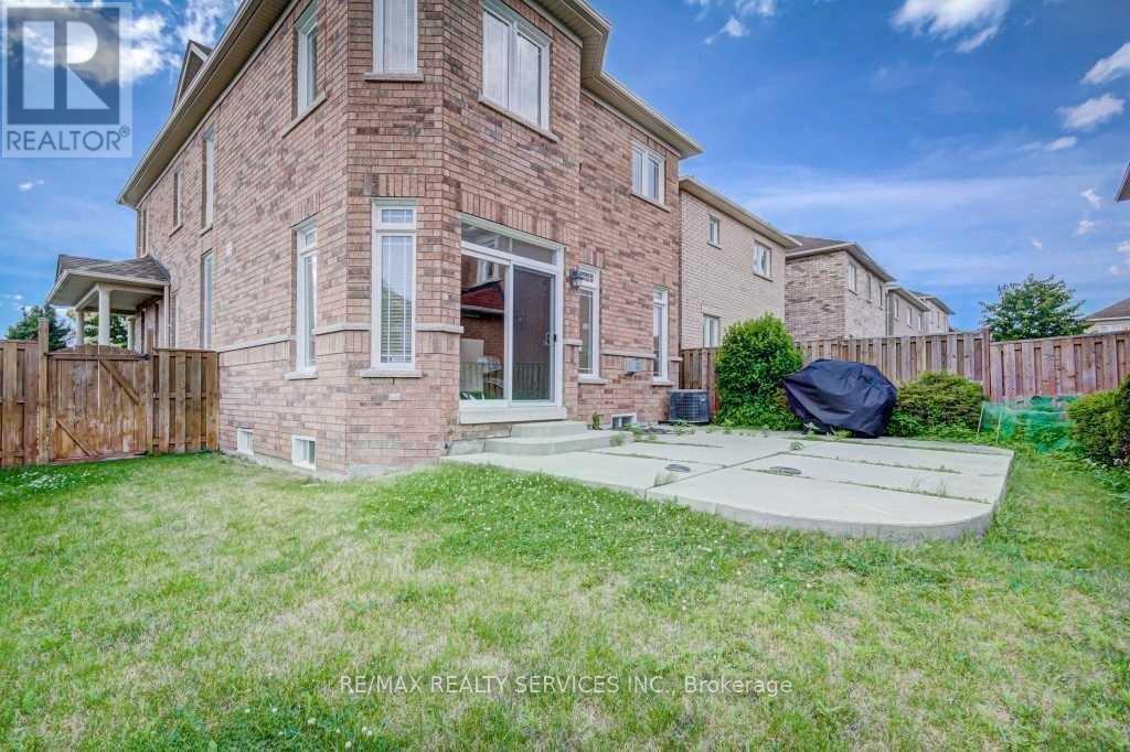 19 Putnam Drive, Brampton, Ontario  L7A 3S4 - Photo 20 - W12654086