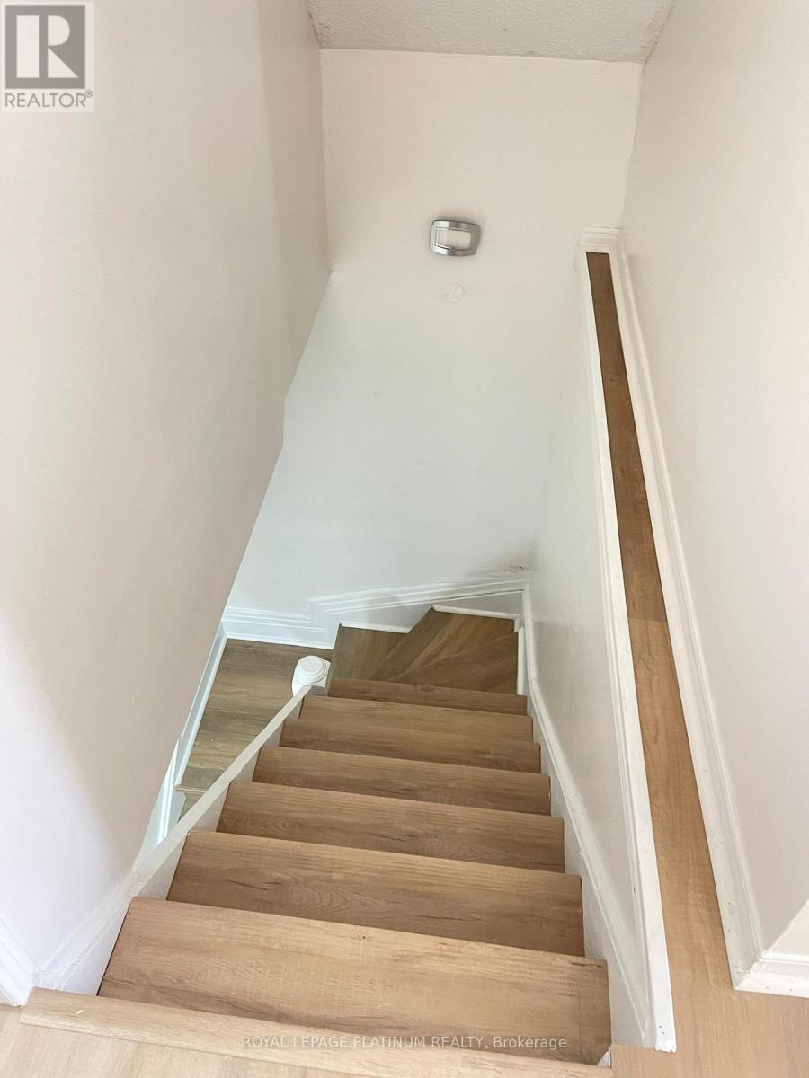 700 Brock Avenue, Toronto, Ontario  M6H 3P2 - Photo 15 - W12654092