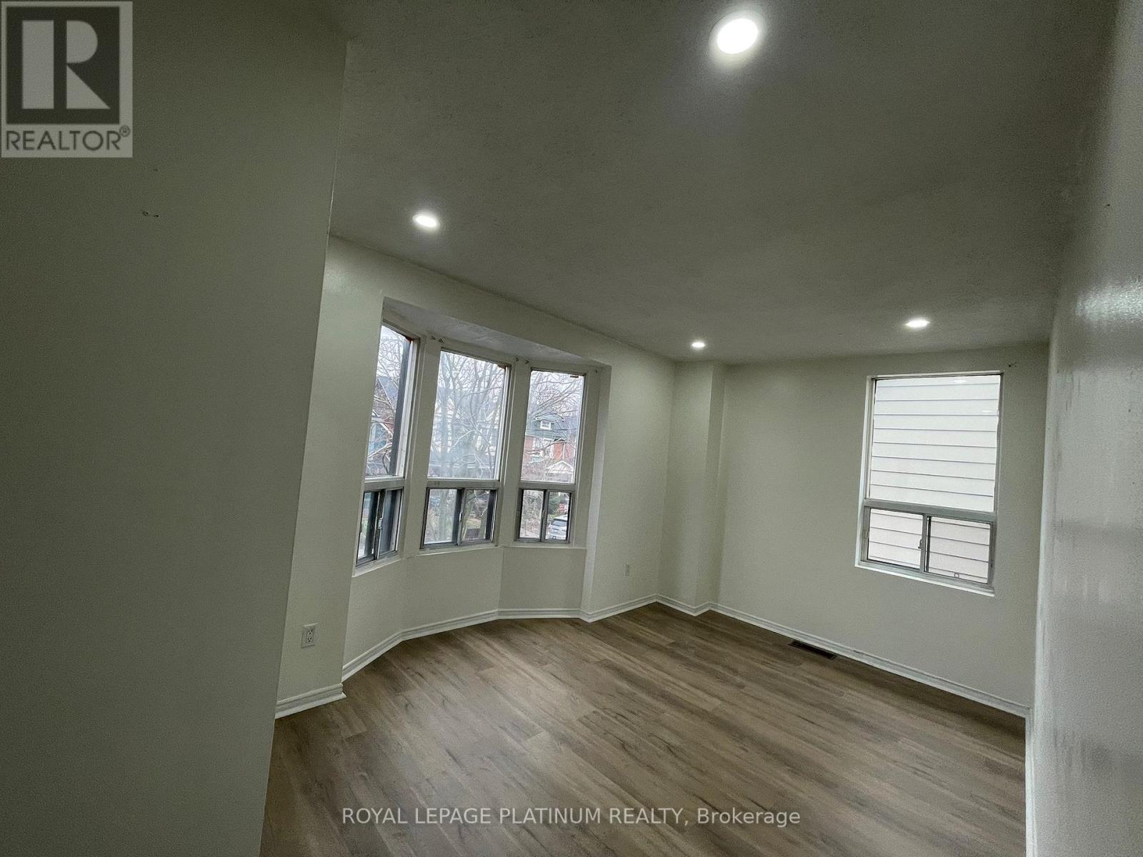 700 Brock Avenue, Toronto, Ontario  M6H 3P2 - Photo 17 - W12654092