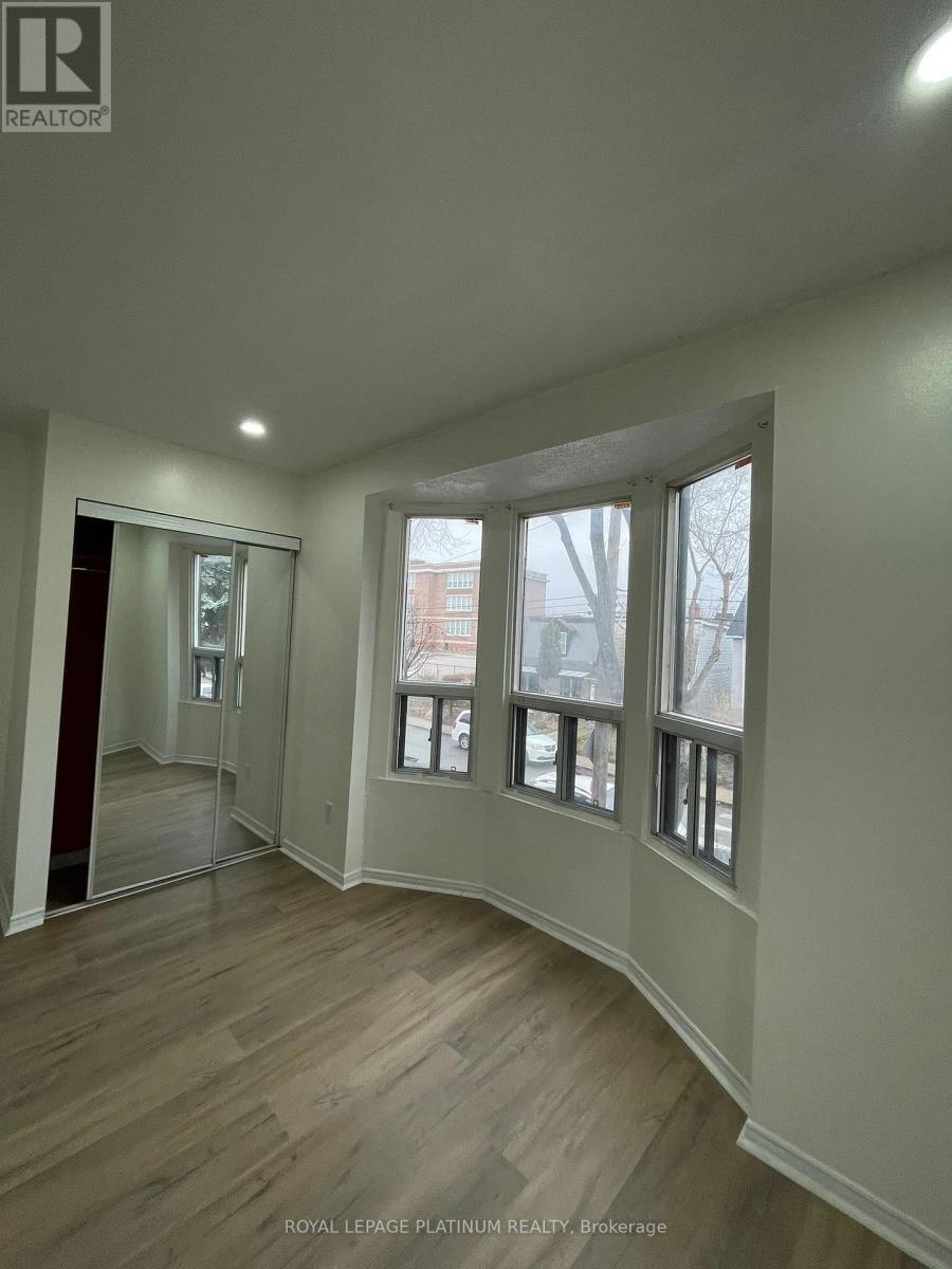 700 Brock Avenue, Toronto, Ontario  M6H 3P2 - Photo 19 - W12654092