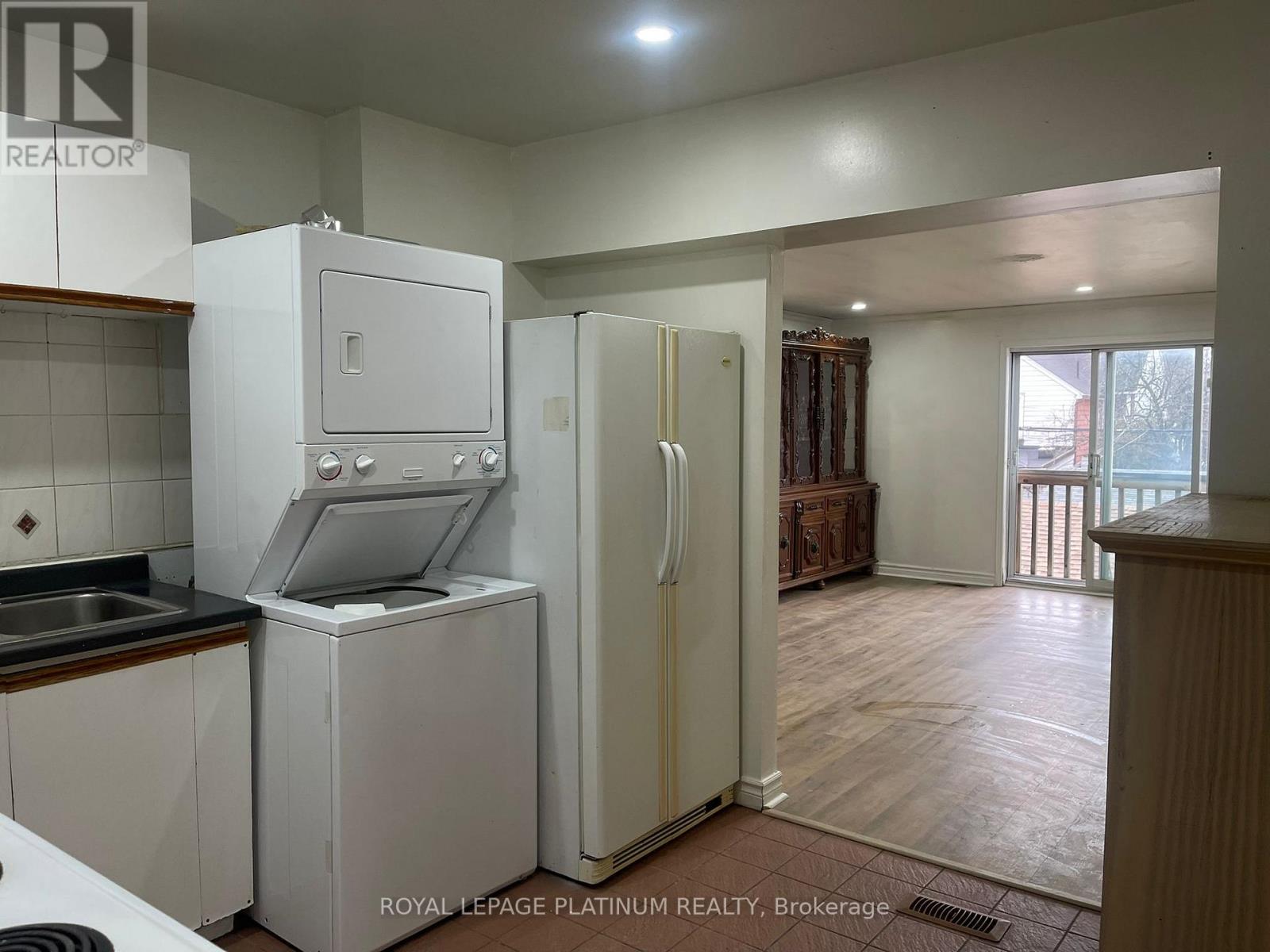 700 Brock Avenue, Toronto, Ontario  M6H 3P2 - Photo 23 - W12654092