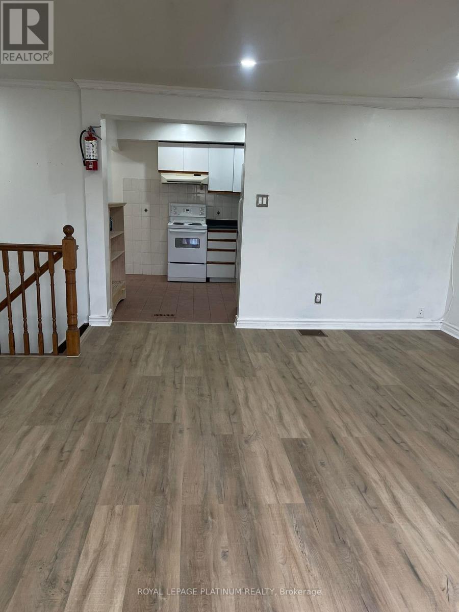 700 Brock Avenue, Toronto, Ontario  M6H 3P2 - Photo 27 - W12654092