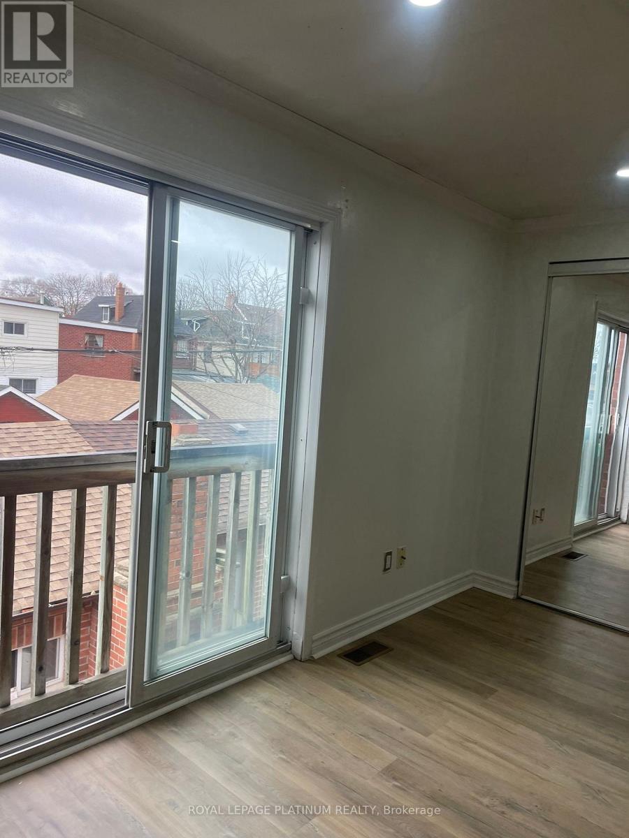 700 Brock Avenue, Toronto, Ontario  M6H 3P2 - Photo 28 - W12654092