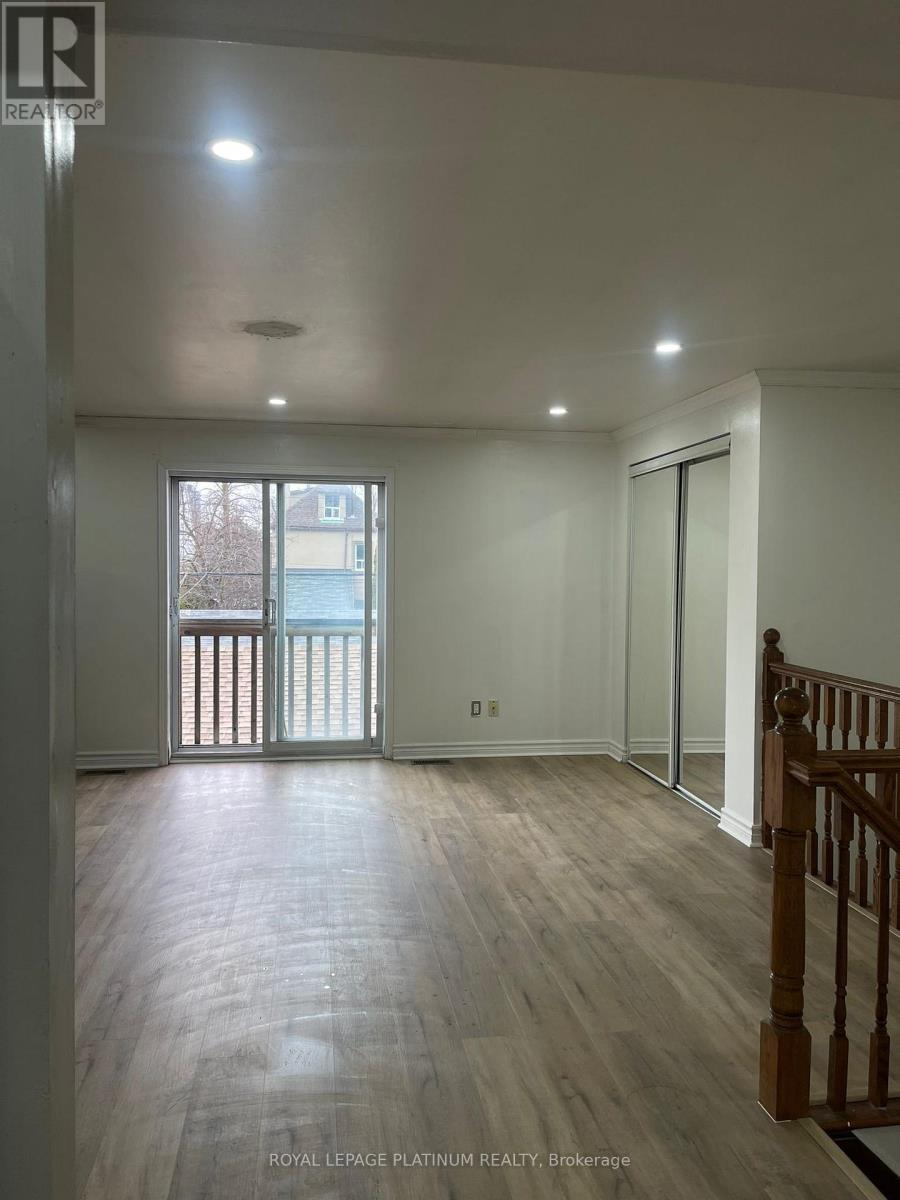 700 Brock Avenue, Toronto, Ontario  M6H 3P2 - Photo 29 - W12654092