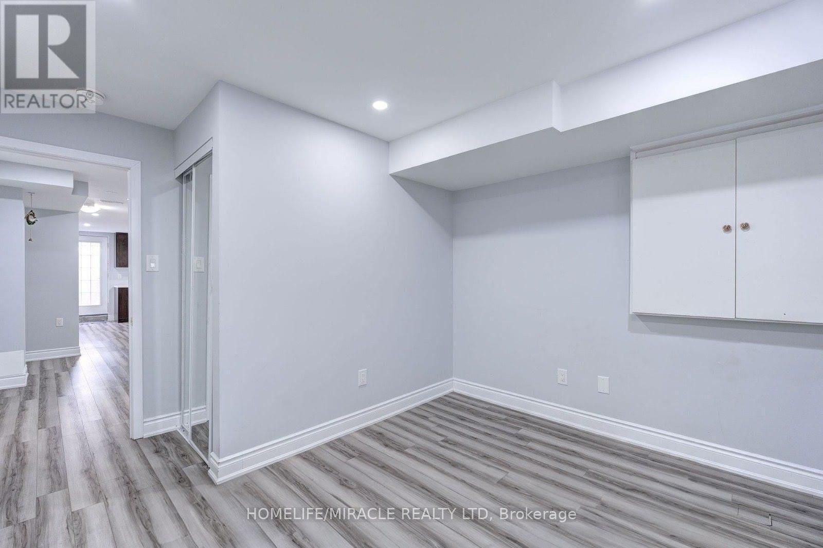 Basement - 4 Dalia Street, Brampton, Ontario  L6X 0L7 - Photo 7 - W12654102