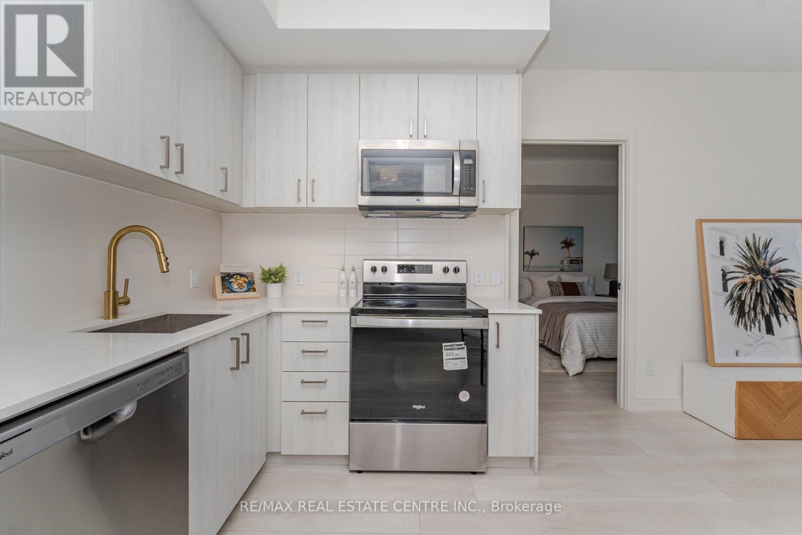 201 - 8010 Derry Road, Milton, Ontario  L9T 9N3 - Photo 15 - W12654104