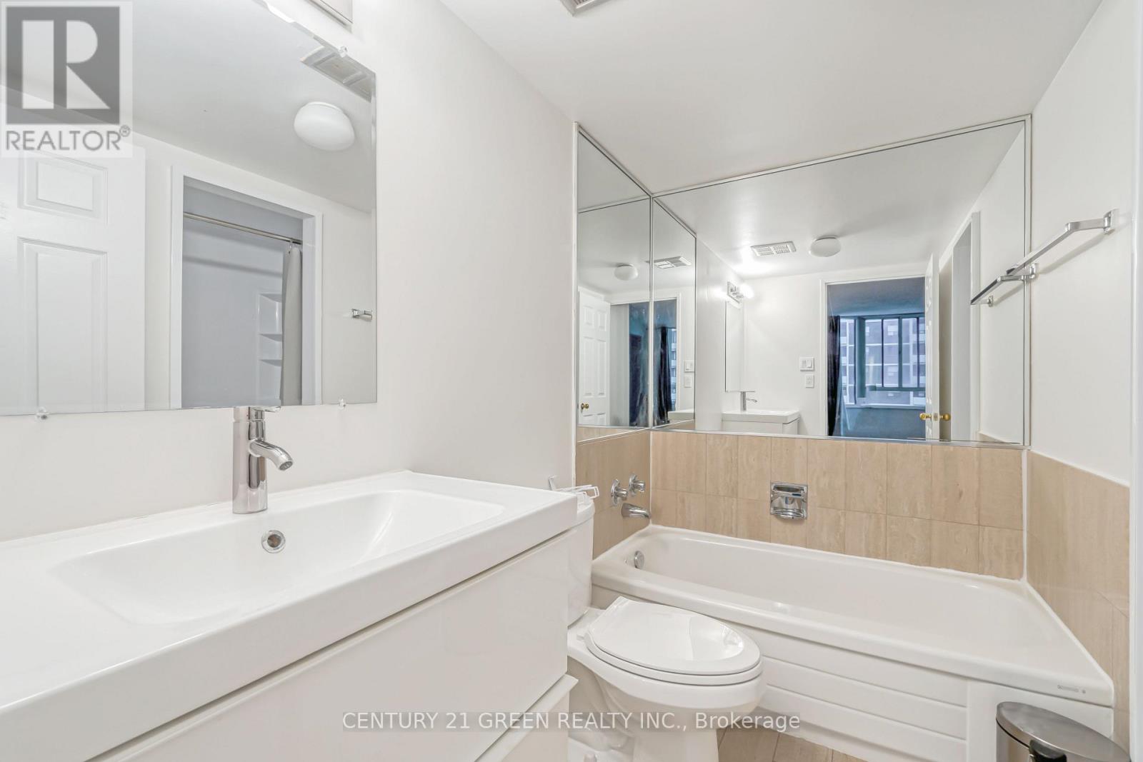 1203 - 5 Lisa Street, Brampton, Ontario  L6T 4T4 - Photo 28 - W12654138