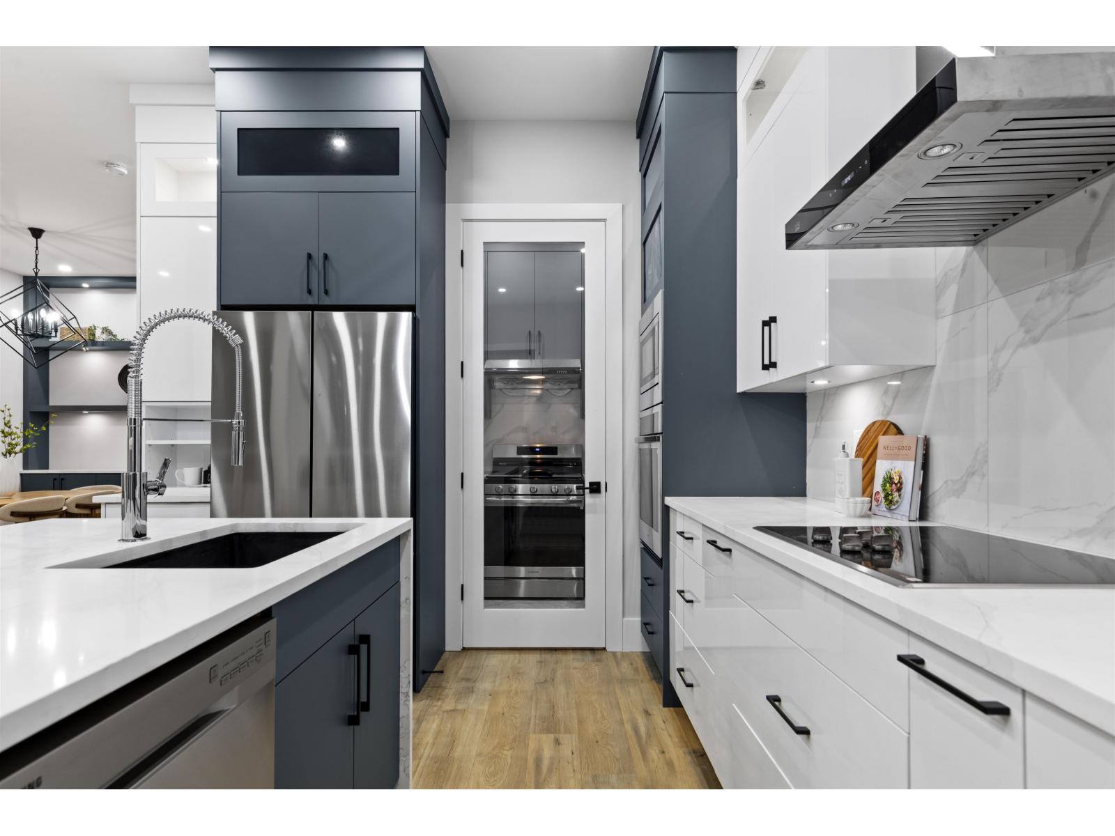 16717 15a Avenue, Surrey, British Columbia  V3S 9X7 - Photo 8 - R3075191