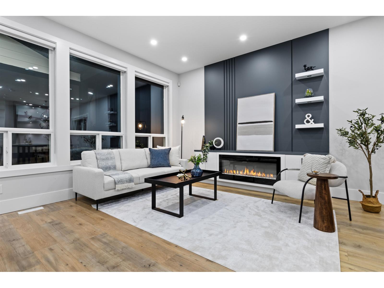 16717 15a Avenue, Surrey, British Columbia  V3S 9X7 - Photo 3 - R3075191