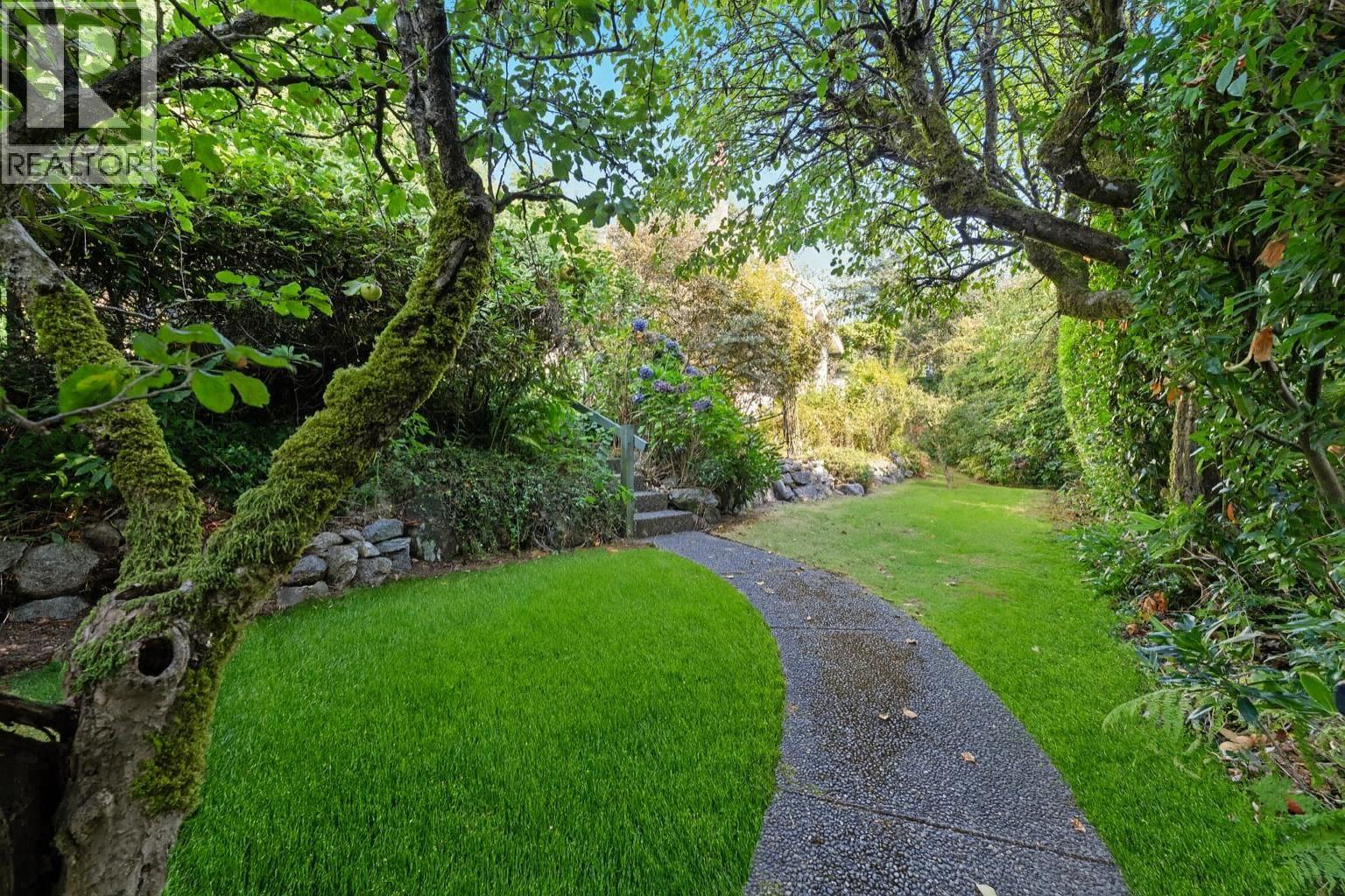 1376 11th Street, West Vancouver, British Columbia  V7T 2M9 - Photo 27 - R3072157