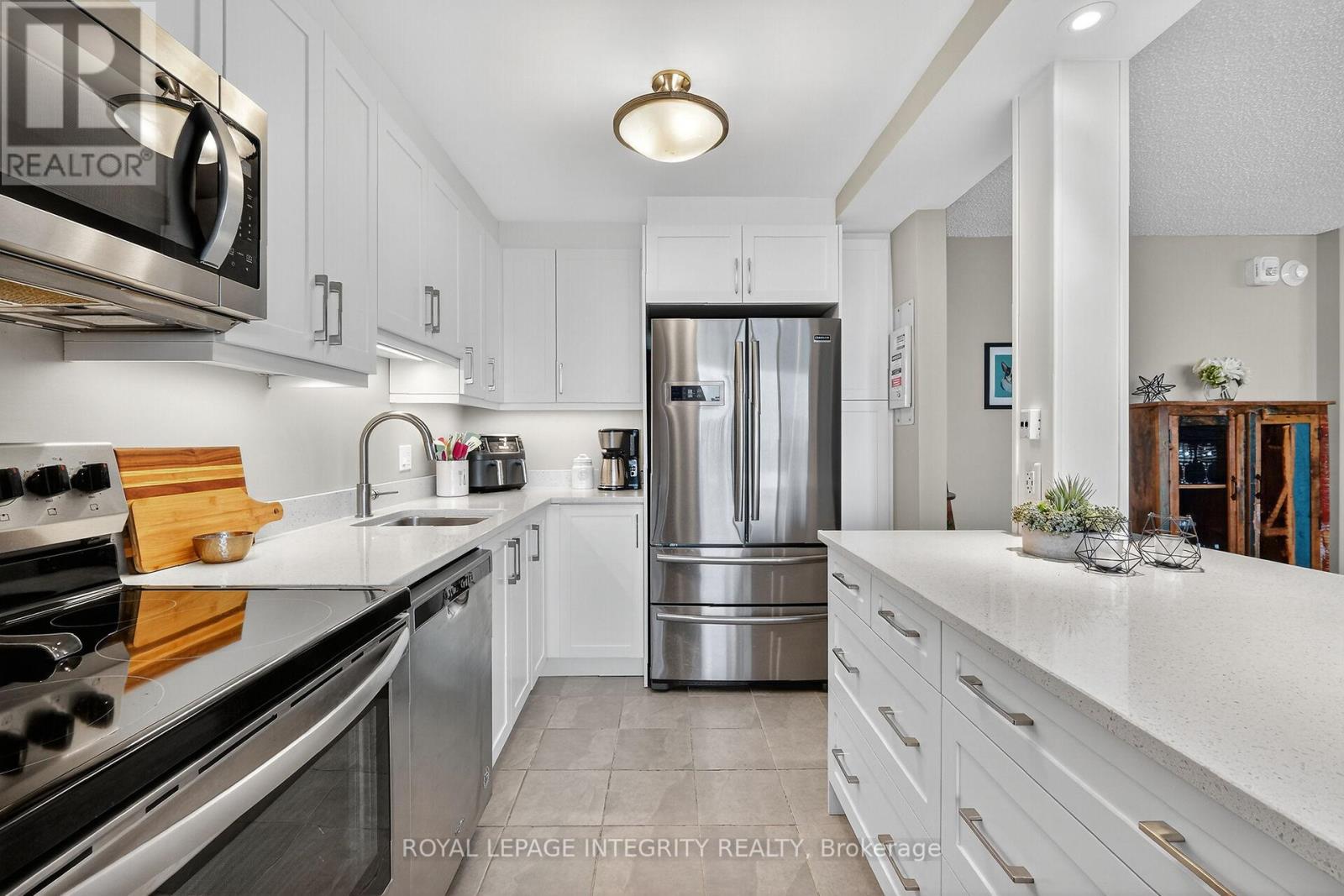 704 - 265 Poulin Avenue, Ottawa, Ontario  K2B 7Y8 - Photo 18 - X12654154