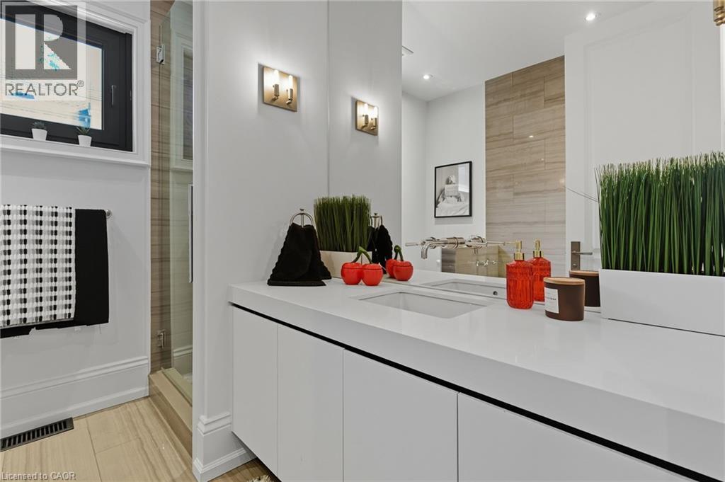 9 Lochside Drive, Stoney Creek, Ontario  L8E 5T6 - Photo 29 - 40764815