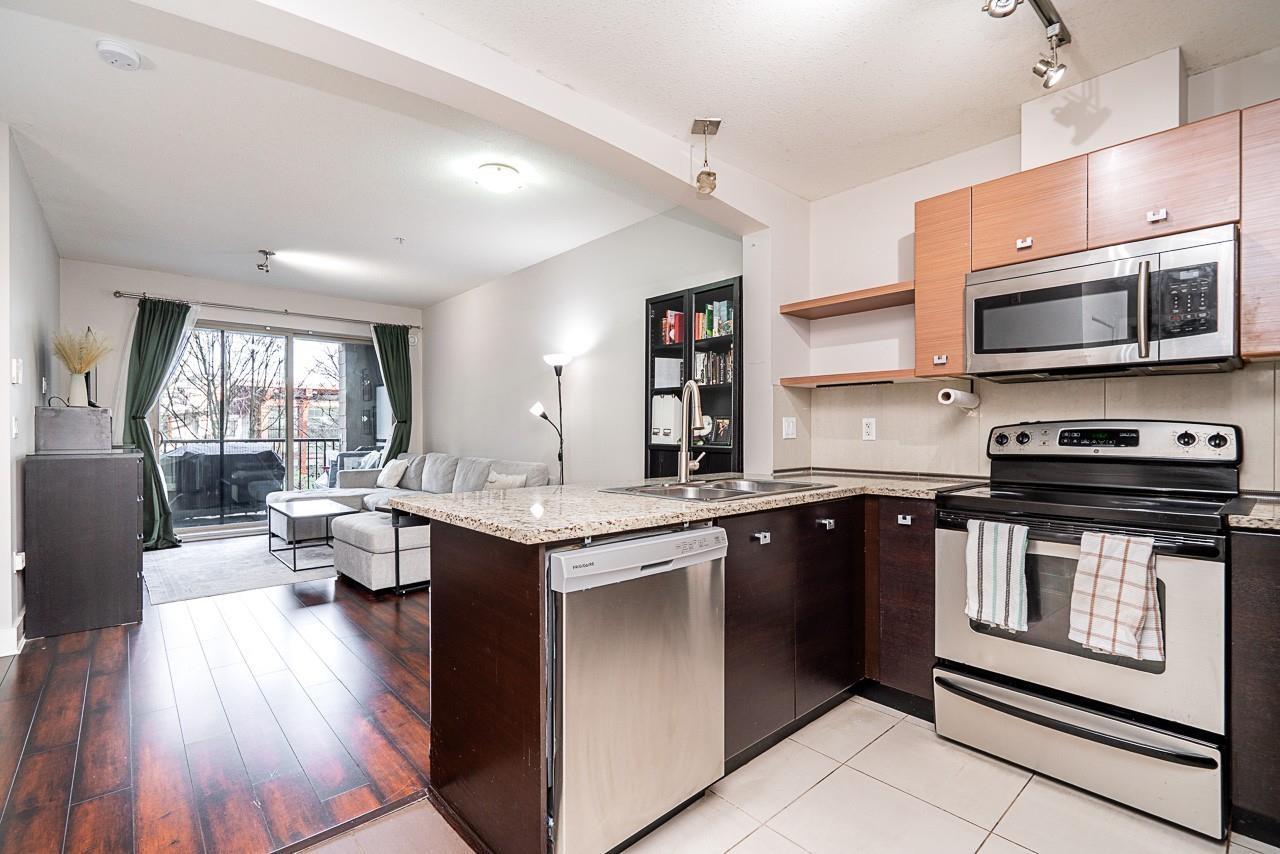 233 6628 120 Street, Surrey, British Columbia  V3W 1T7 - Photo 6 - R3075232