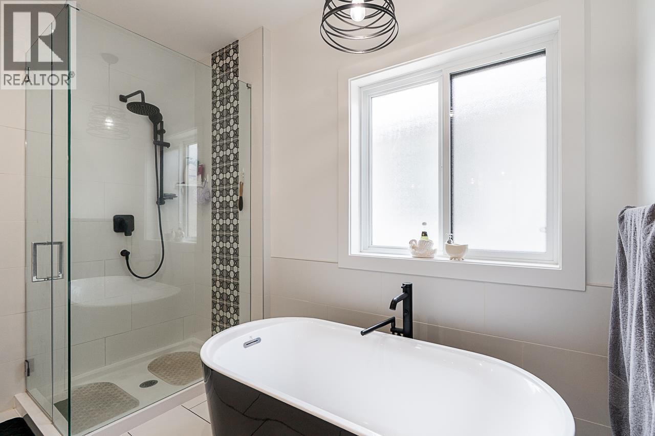 23091 134 Loop, Maple Ridge, British Columbia  V4R 0E6 - Photo 19 - R3075216