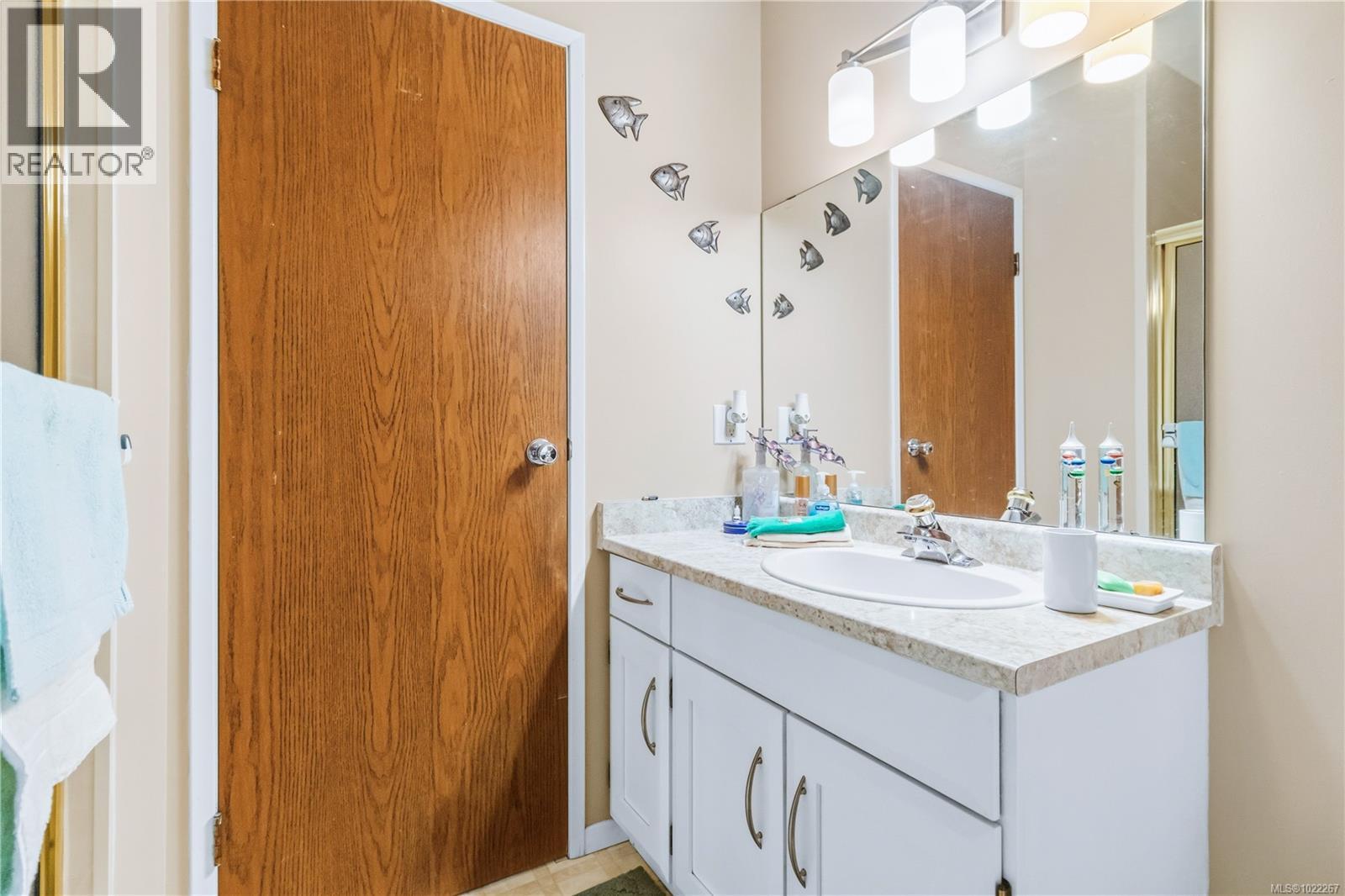 1969 Blackthorn Dr, Central Saanich, British Columbia  V8M 1V8 - Photo 20 - 1022267