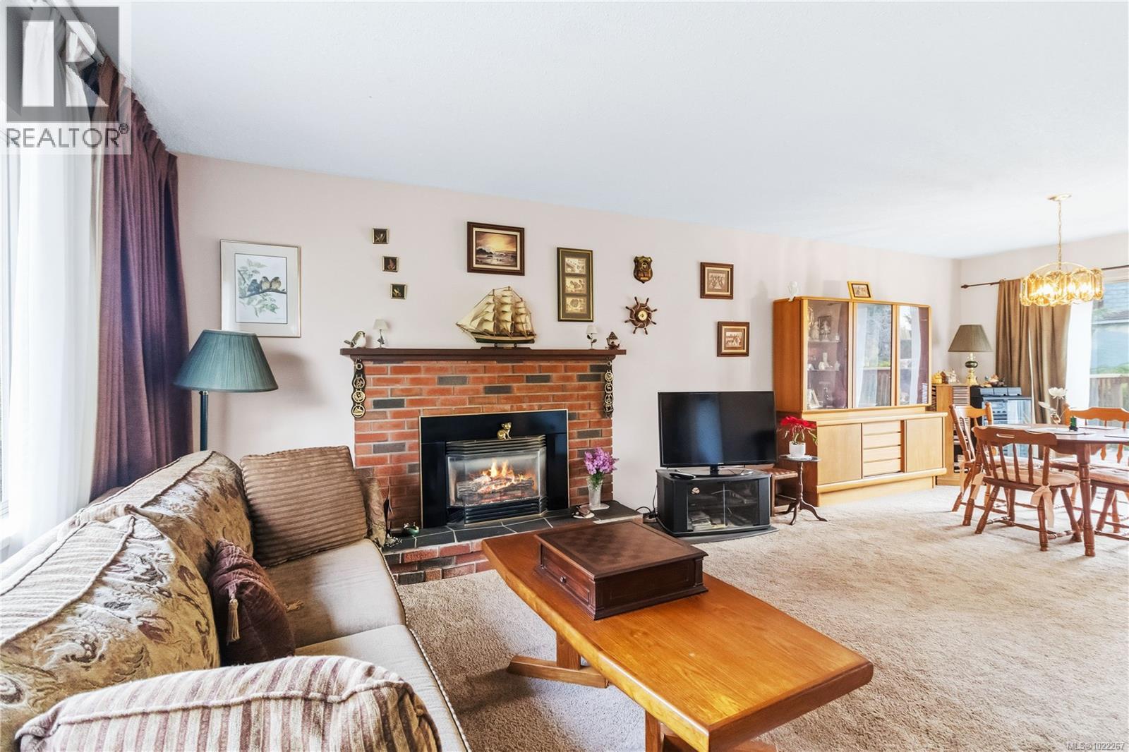 1969 Blackthorn Dr, Central Saanich, British Columbia  V8M 1V8 - Photo 5 - 1022267