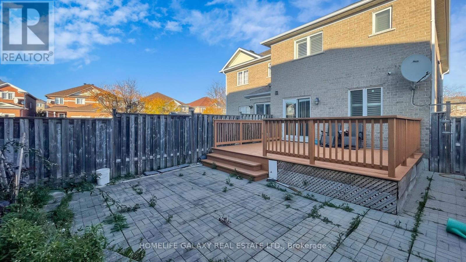 302 Redstone Road, Richmond Hill, Ontario  L4S 2V6 - Photo 29 - N12654146