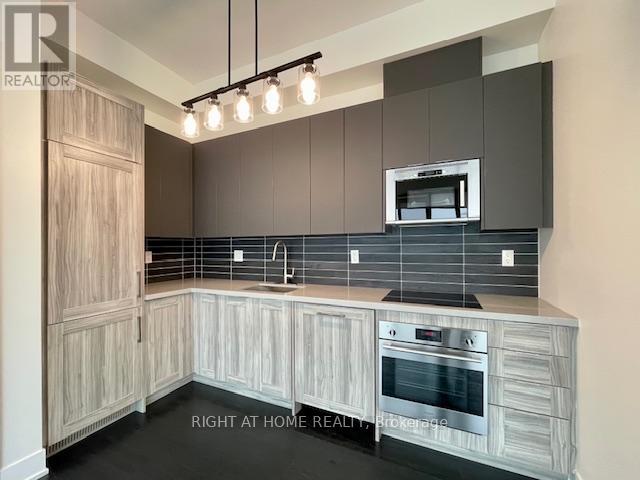 610 - 2916 Highway 7 Road W, Vaughan, Ontario  L4K 0K6 - Photo 10 - N12654148