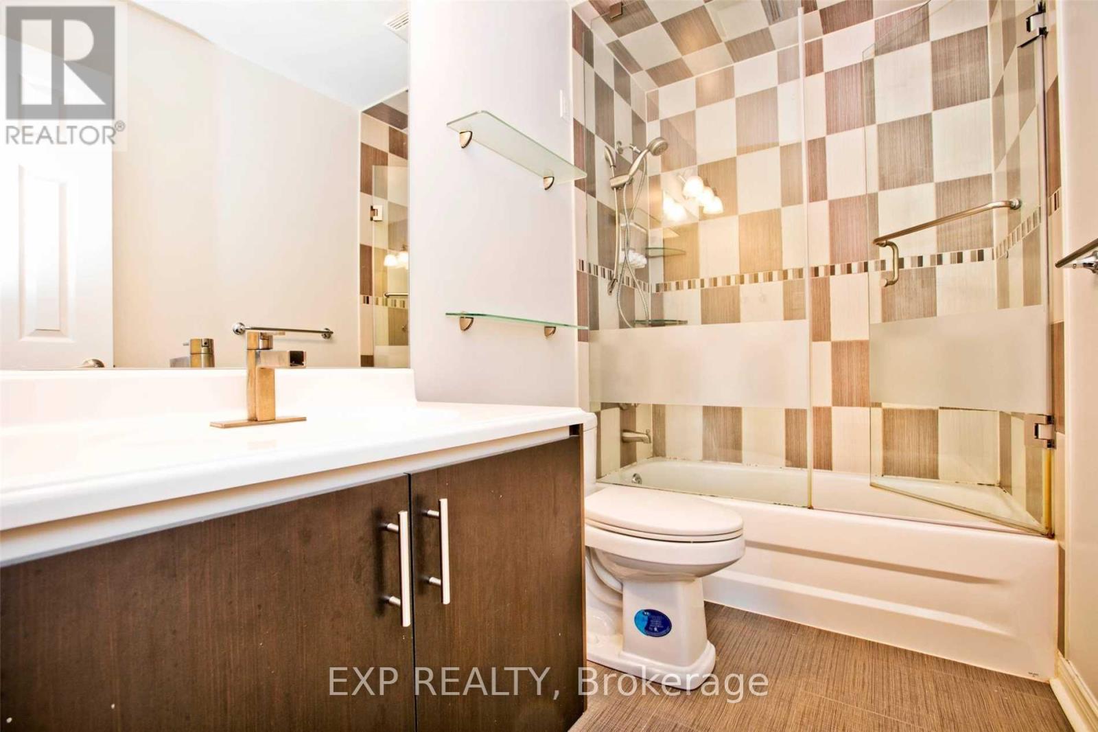 32 Nottingham Drive, Richmond Hill, Ontario  L4S 1Z6 - Photo 15 - N12654156