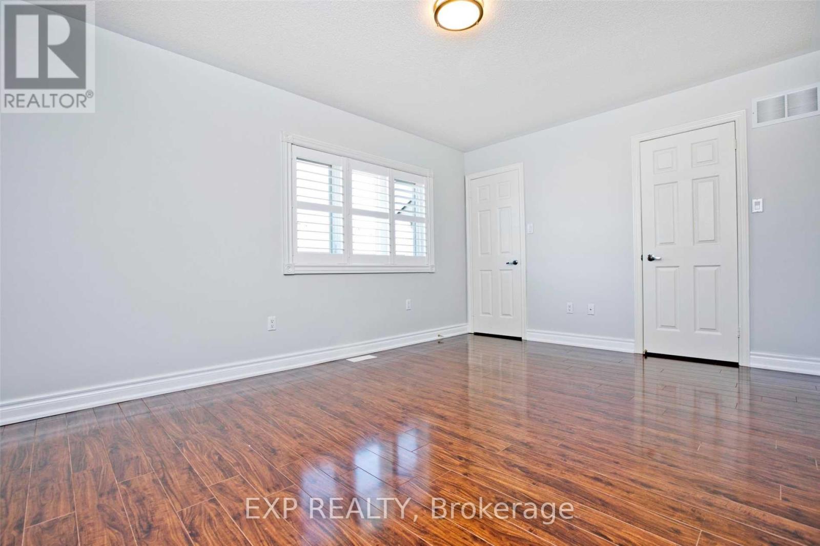 32 Nottingham Drive, Richmond Hill, Ontario  L4S 1Z6 - Photo 9 - N12654156