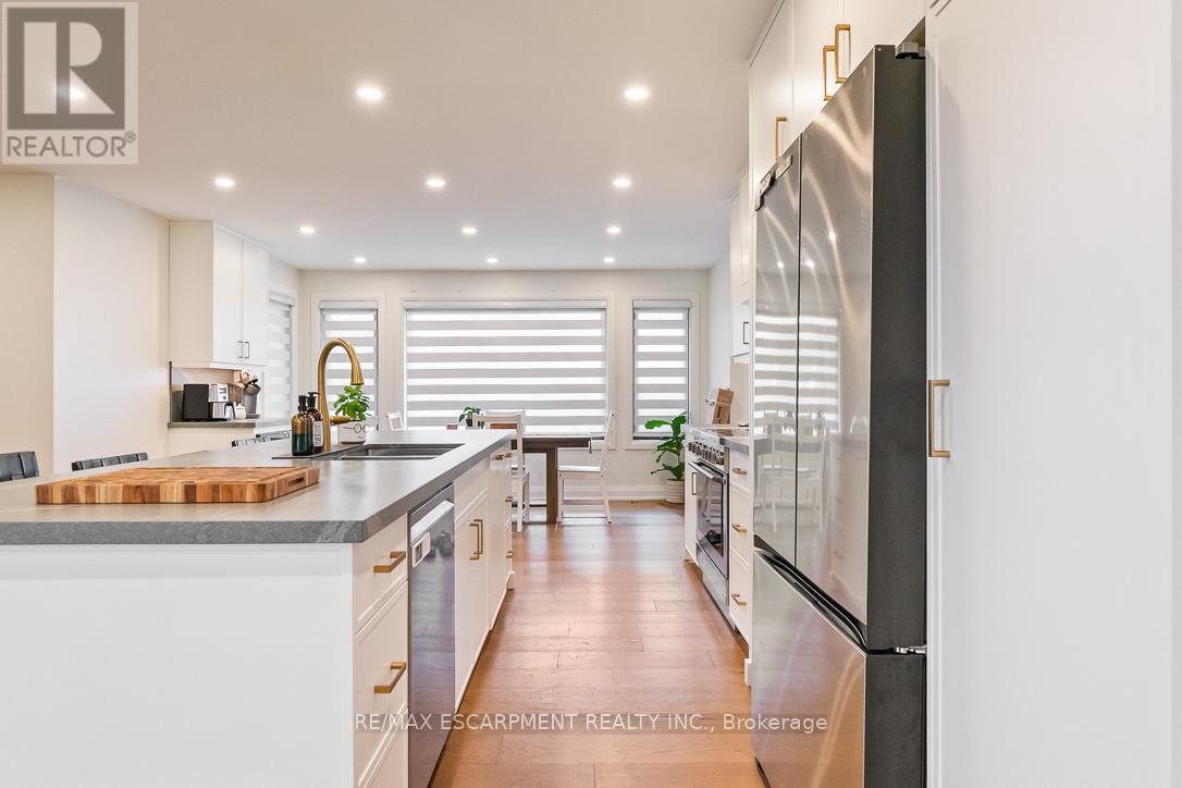 5665 Milburough Line, Burlington, Ontario  L7P 0C6 - Photo 14 - W12507800