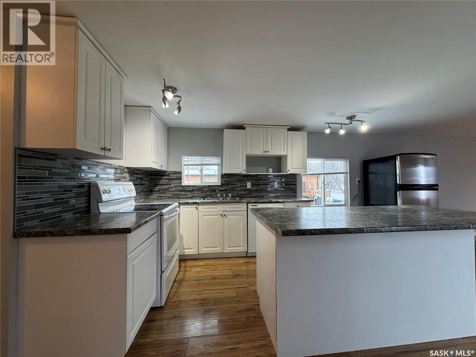 308 Tesky Crescent, Wynyard, Saskatchewan  S0A 4T0 - Photo 11 - SK025955