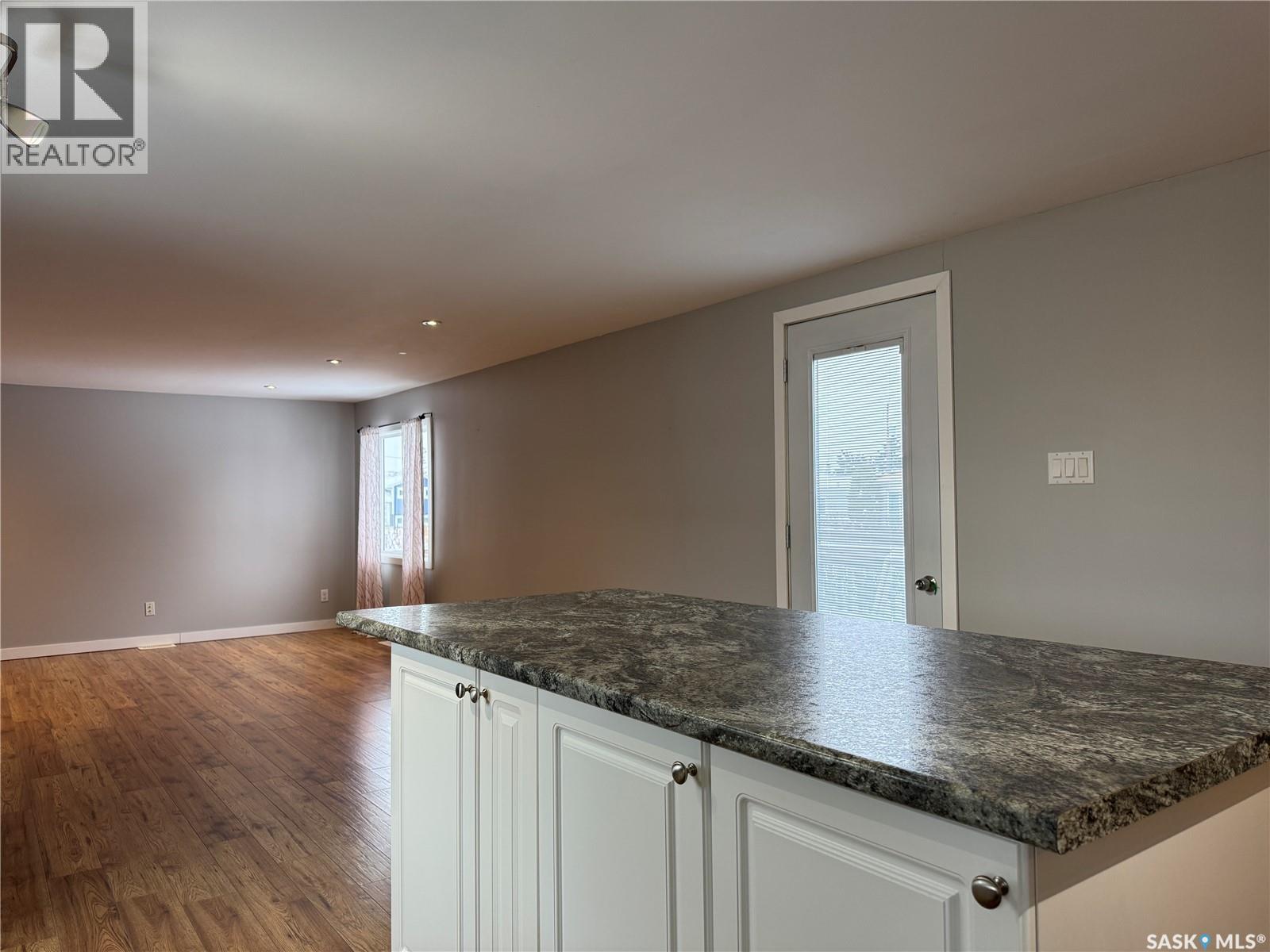 308 Tesky Crescent, Wynyard, Saskatchewan  S0A 4T0 - Photo 13 - SK025955