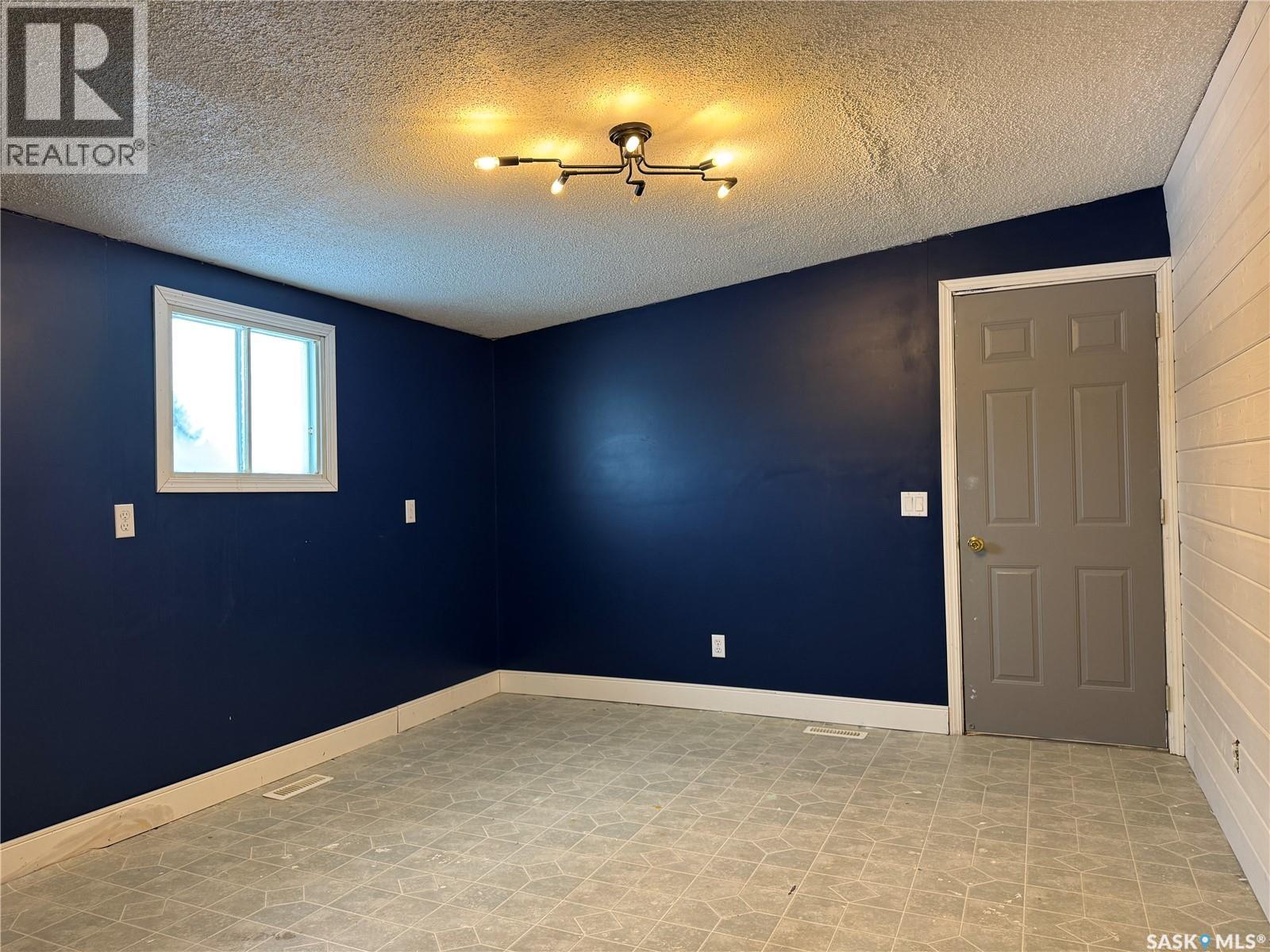 308 Tesky Crescent, Wynyard, Saskatchewan  S0A 4T0 - Photo 18 - SK025955