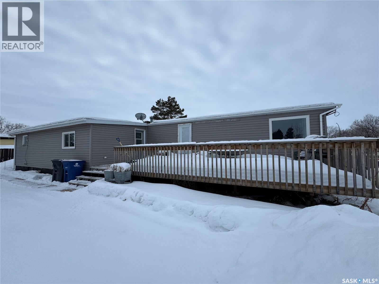 308 Tesky Crescent, Wynyard, Saskatchewan  S0A 4T0 - Photo 2 - SK025955