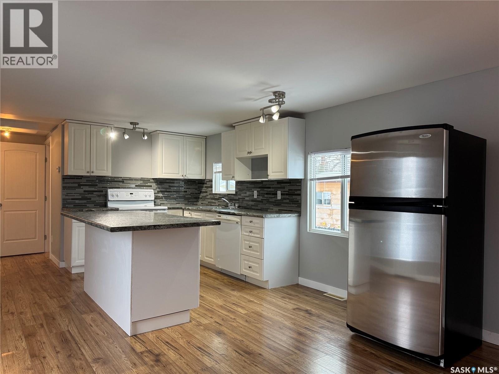 308 Tesky Crescent, Wynyard, Saskatchewan  S0A 4T0 - Photo 6 - SK025955