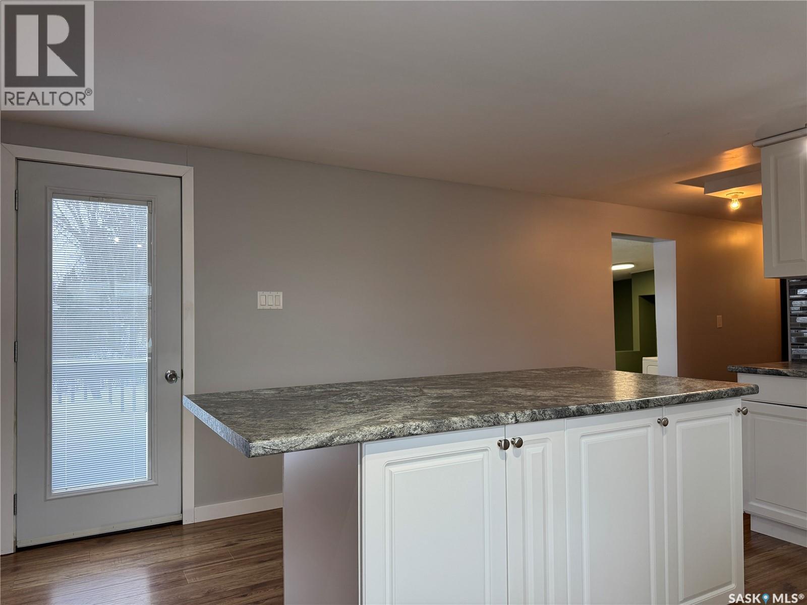 308 Tesky Crescent, Wynyard, Saskatchewan  S0A 4T0 - Photo 8 - SK025955