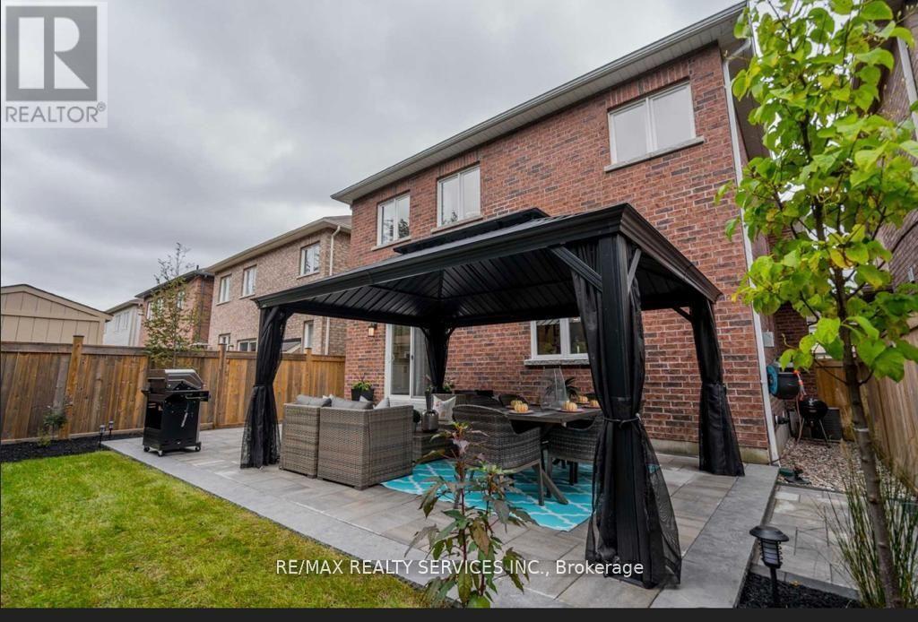 58 Promenade Drive N, Whitby, Ontario  L1R 0L4 - Photo 42 - E12653636