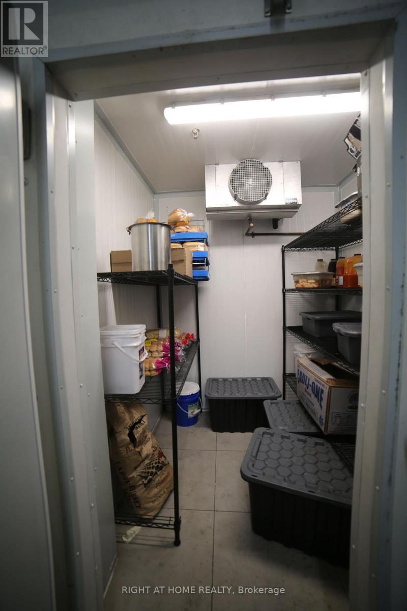 25 - 3460 Platinum Drive, Mississauga, Ontario  L5M 7N4 - Photo 27 - W12653918