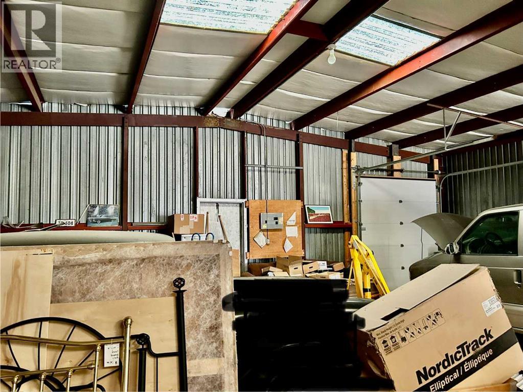 125 2 Avenue Se, Three Hills, Alberta  T0M 2A0 - Photo 15 - A2208329