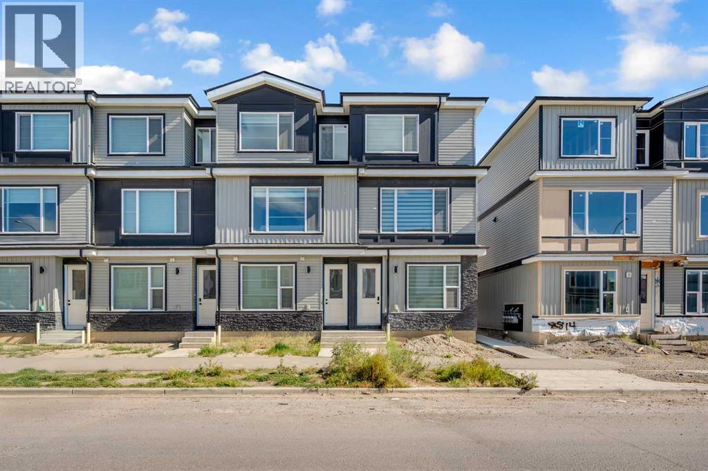 8810 48 Street Ne, Calgary, Alberta  T3J 5N8 - Photo 2 - A2263047