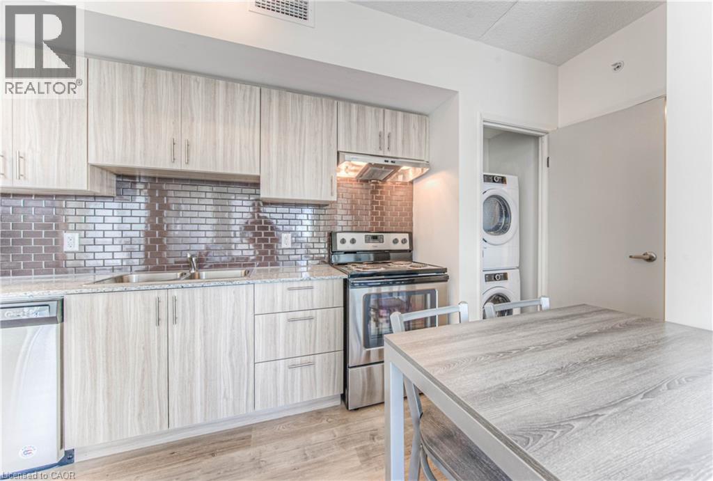 275 Larch Street Unit# F501, Waterloo, Ontario  N2L 3R2 - Photo 2 - 40789974