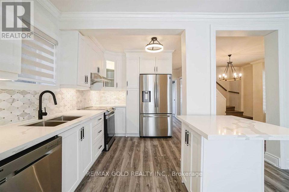 4 ADAMSON STREET S, Halton Hills, Ontario