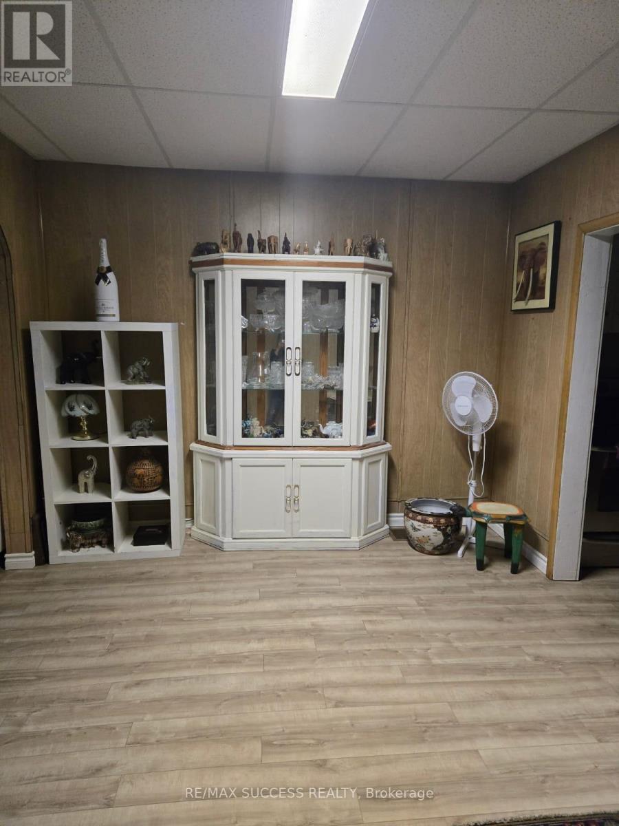 153 Barnesdale Avenue N, Hamilton, Ontario  L8L 6T1 - Photo 14 - X12654176