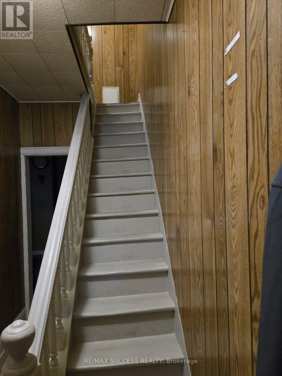 153 Barnesdale Avenue N, Hamilton, Ontario  L8L 6T1 - Photo 17 - X12654176