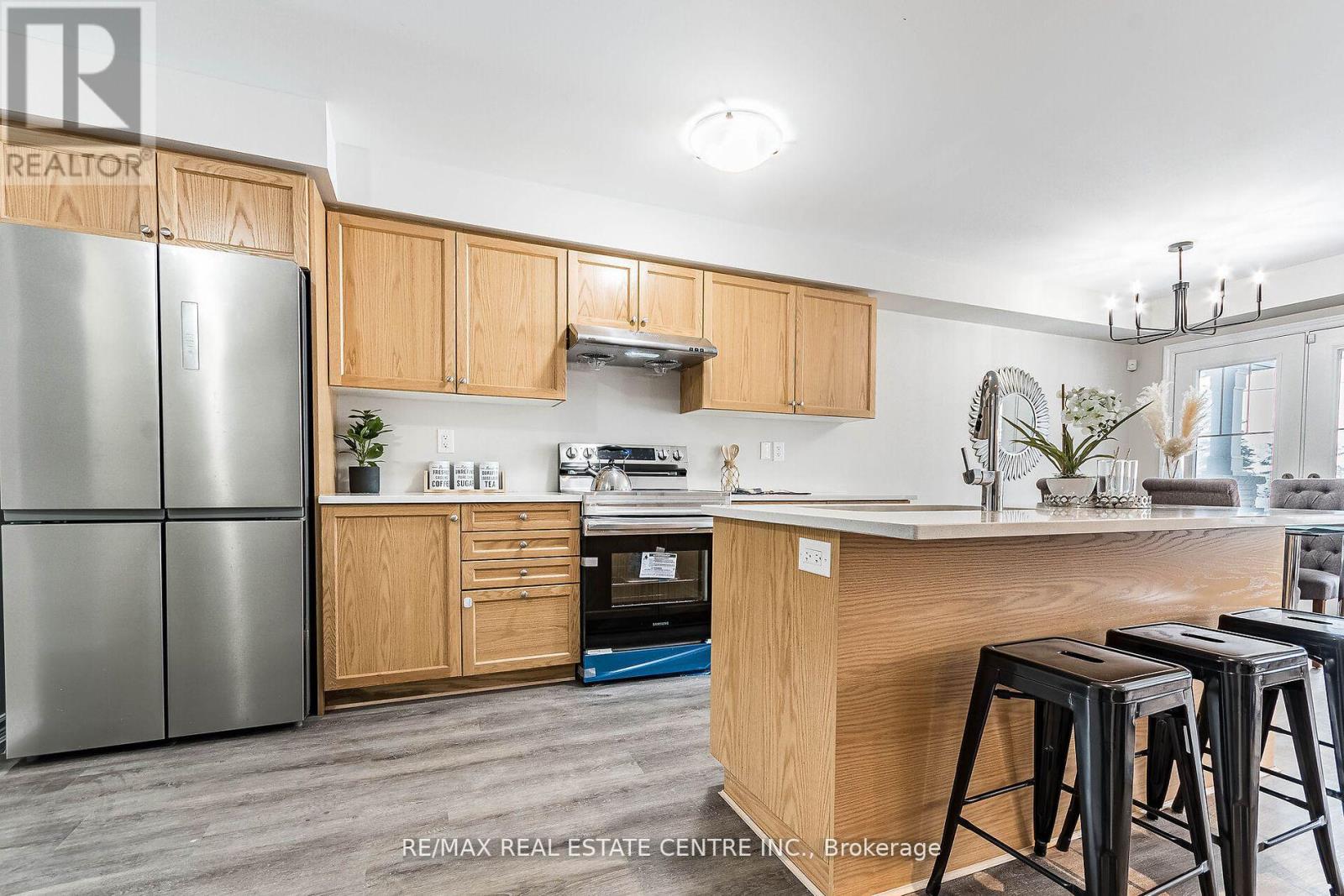 10 Utter Place, Hamilton, Ontario  L8J 0H7 - Photo 13 - X12654184