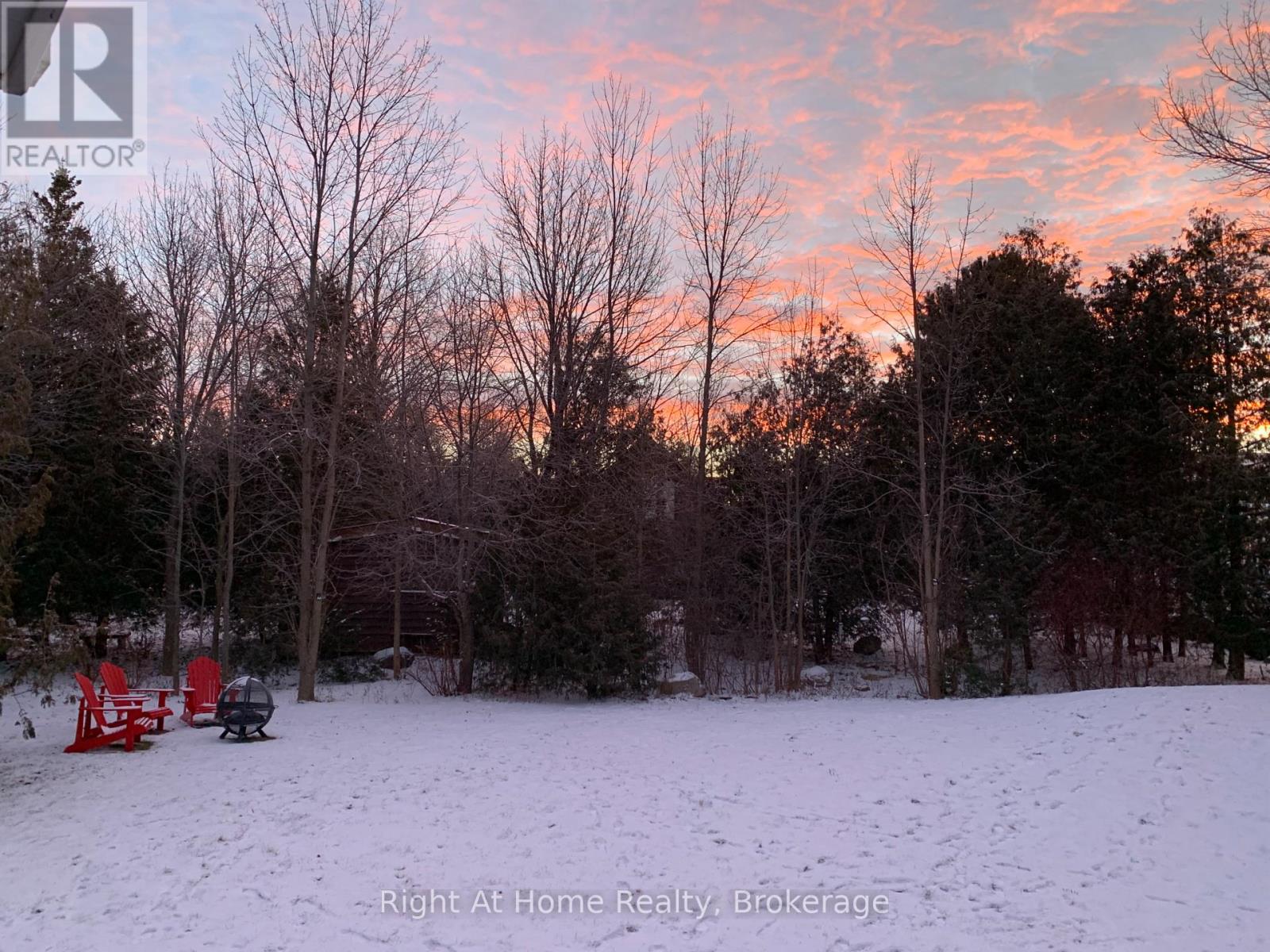 65 Slalom Gate Road, Collingwood, Ontario  L9Y 1B4 - Photo 6 - S12654212