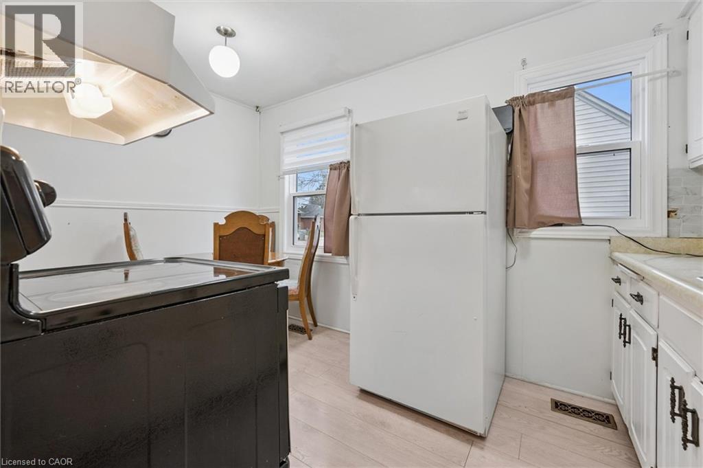 429 Clayton Street, Listowel, Ontario  N4W 2G4 - Photo 9 - 40790900