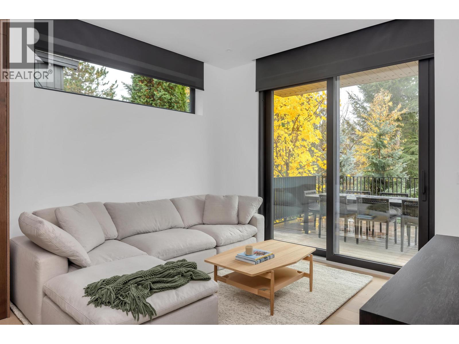 3565 Falcon Crescent, Whistler, British Columbia  V8E 0B9 - Photo 10 - R3065880