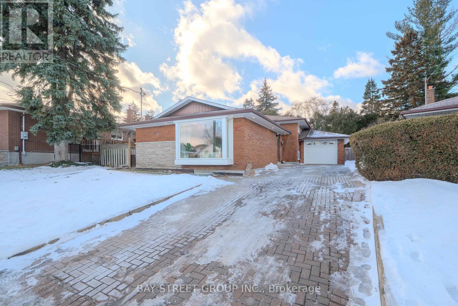 14 AMARILLO DRIVE, Toronto, Ontario