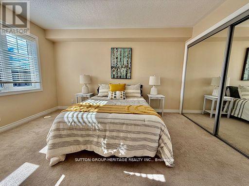 66 Tabaret Crescent, Oshawa, Ontario  L1L 0G5 - Photo 14 - E12654210