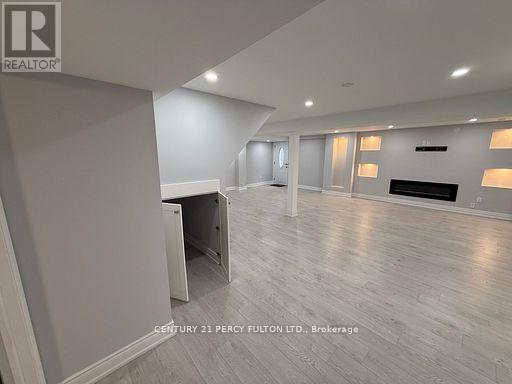 932 Schaeffer Outlook, Newmarket, Ontario  L3X 1V9 - Photo 3 - N12654214