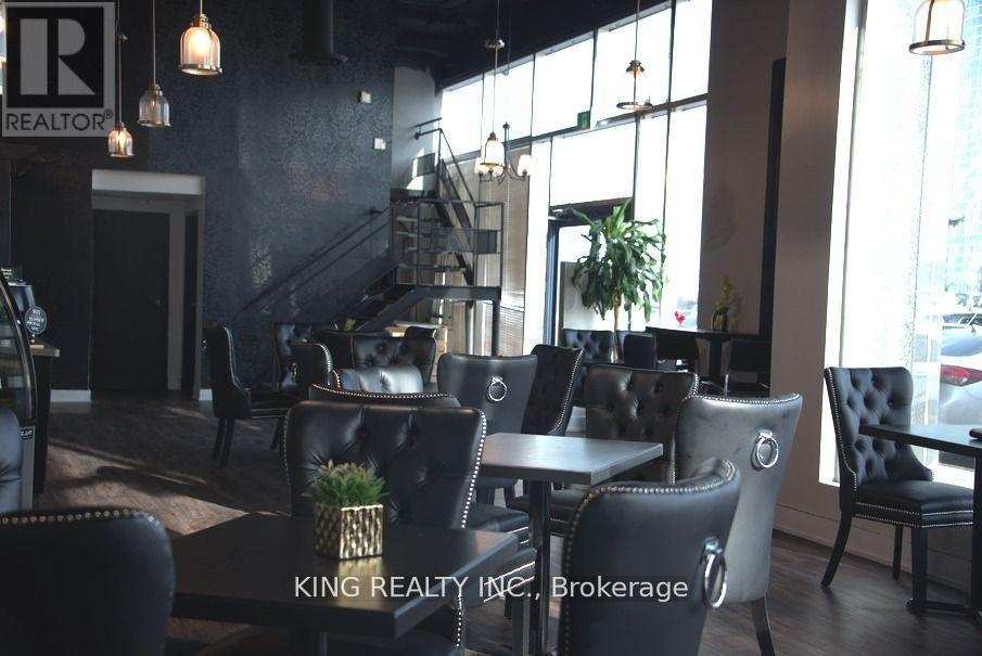 3300 Highway 7 W, Vaughan, Ontario  L4K 4A5 - Photo 4 - N12654216