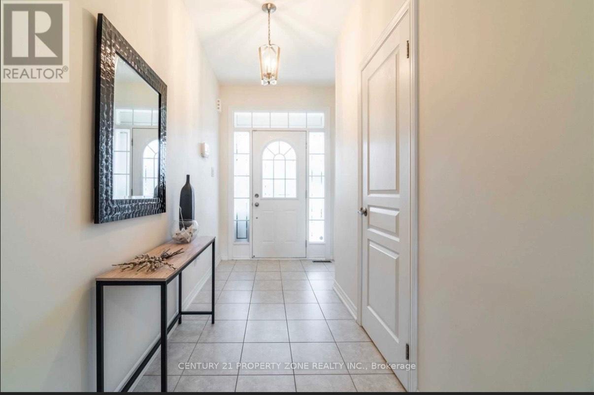 50 Jackson Drive, New Tecumseth (Tottenham), Ontario  L0G 1W0 - Photo 4 - N12654226