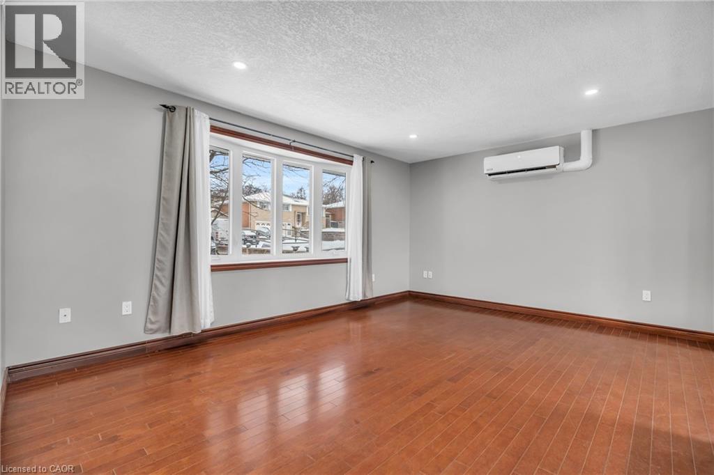 245 Thaler Avenue Unit# Upper, Kitchener, Ontario  N2A 1R7 - Photo 9 - 40795403